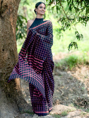 Bengal Weaves. Handwoven Soft Cotton Saree - Rose Grid
