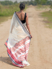 Bengal Weaves. Handwoven Soft Cotton Saree - Ivory Tartan