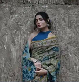 Signature Kalamkari Hand Painted Silk Blend Saree - Neelavalli