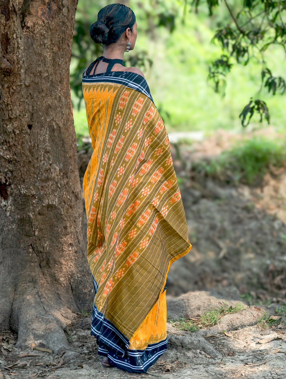 Sambalpuri Handwoven Ikat Soft Cotton Saree - Kanak Tarang