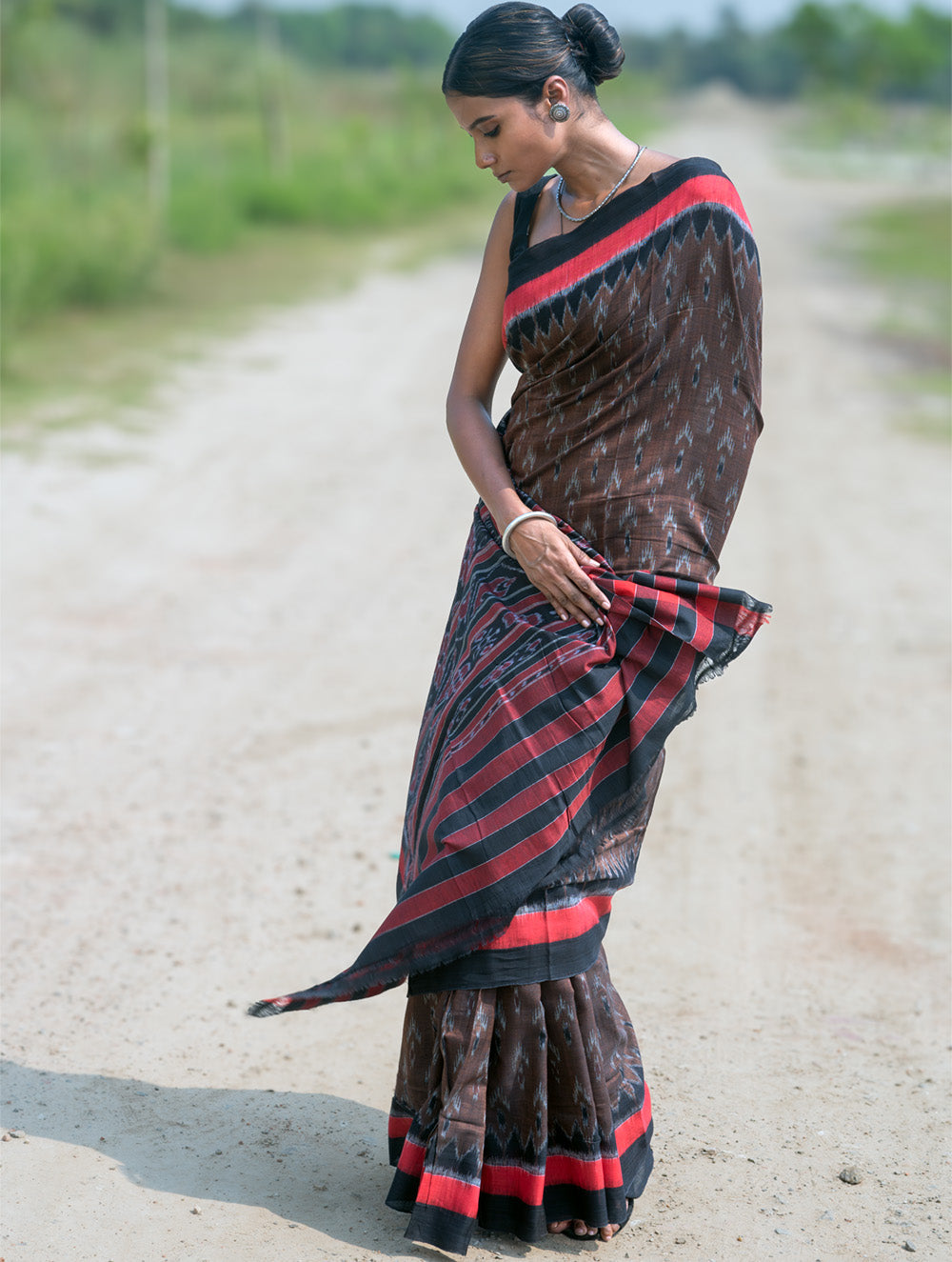 Sambalpuri Handwoven Ikat Soft Cotton Saree - Man Kasturi
