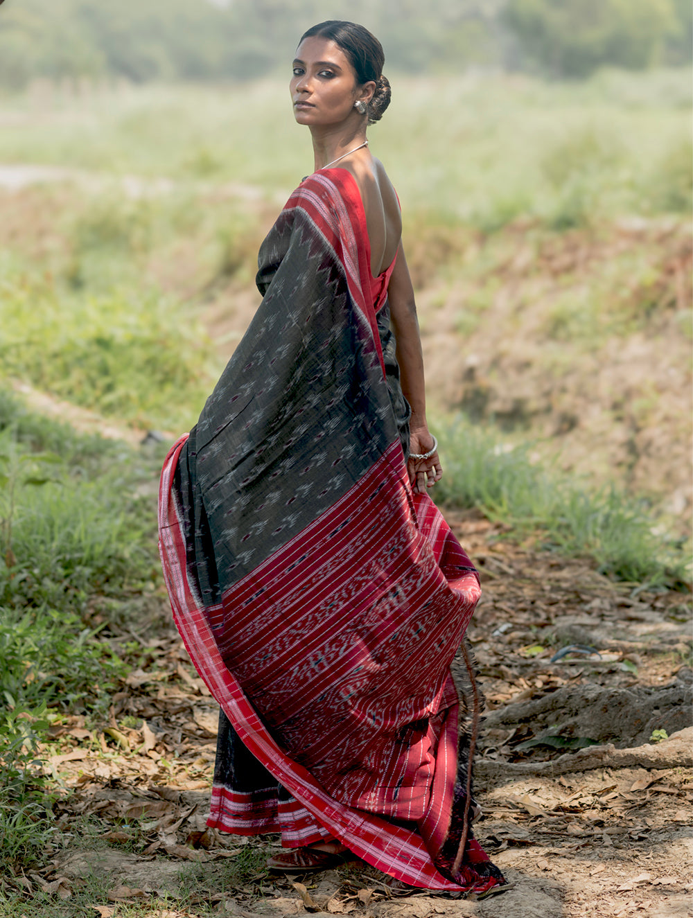 Sambalpuri Handwoven Ikat Soft Cotton Saree - Kansa Raag