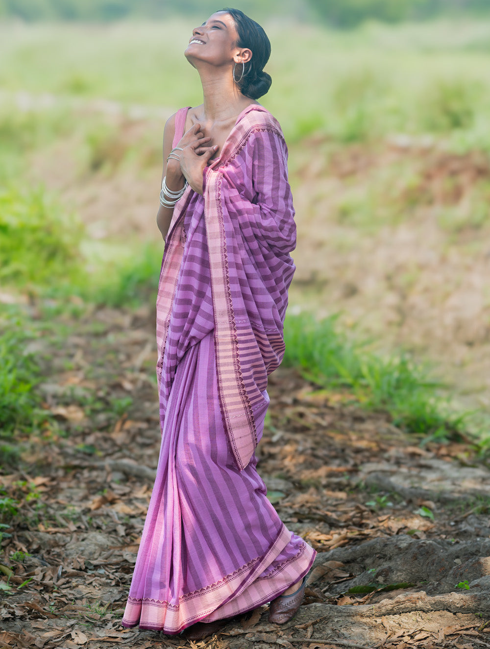 Bengal Weaves. Handwoven Cotton Saree - Lavender Rekha
