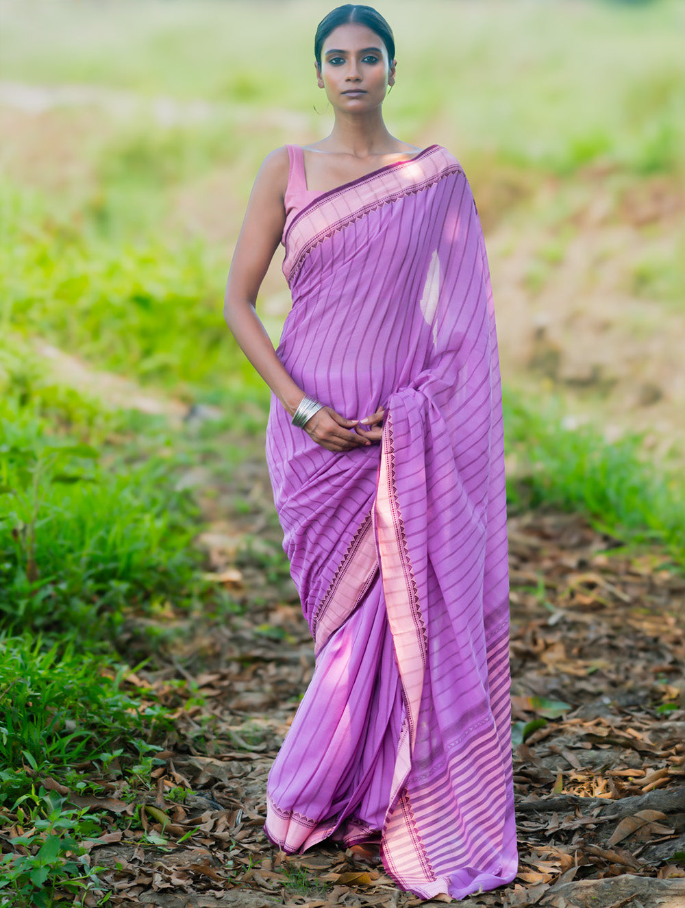 Bengal Weaves. Handwoven Cotton Saree - Lavender Rekha