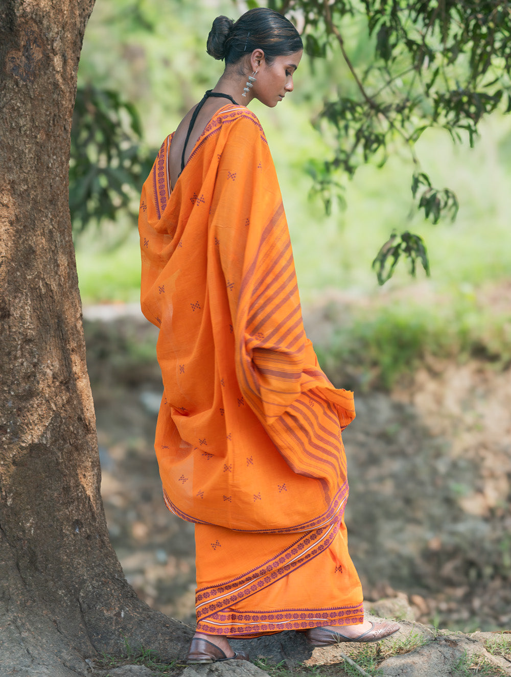 Bengal Weaves. Handwoven Cotton Saree - Genda Phool