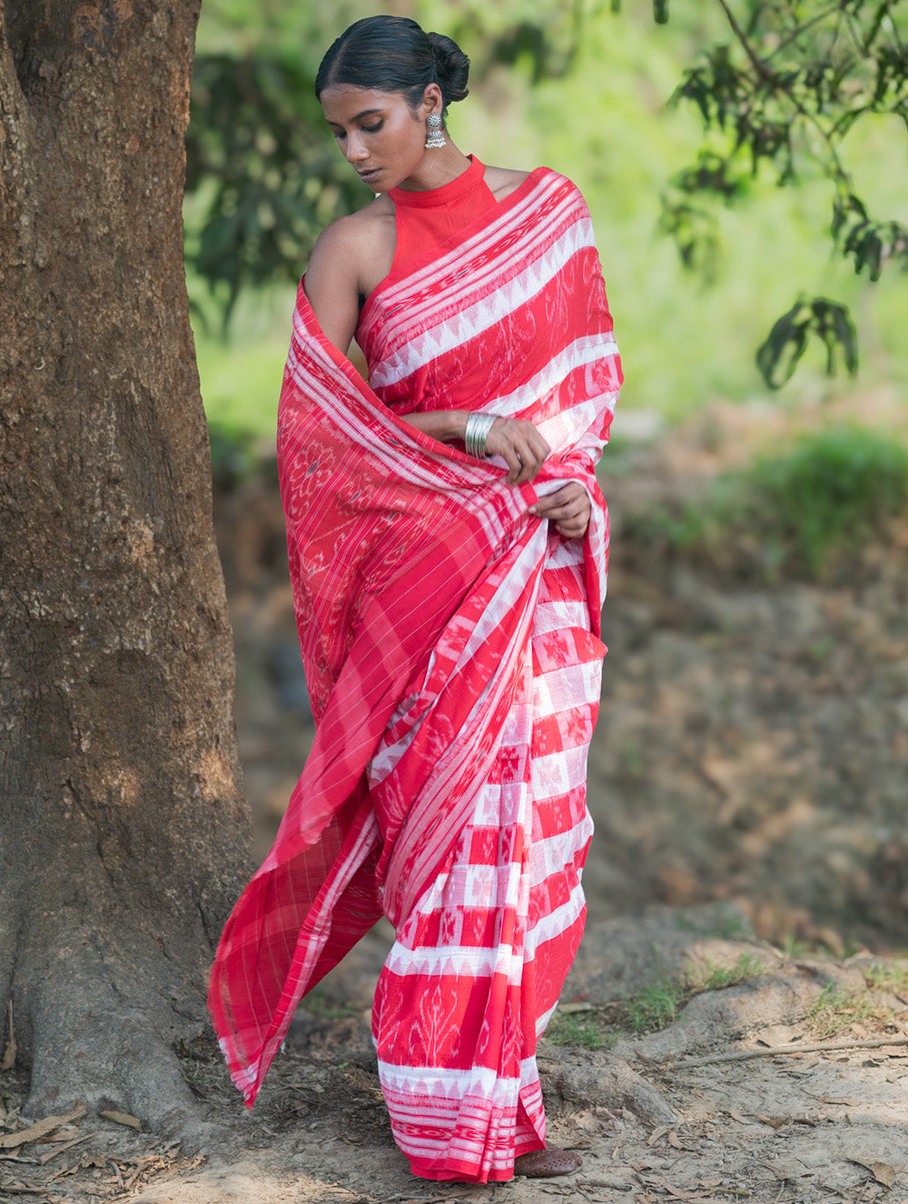 Bengal Weaves. Handwoven Cotton Saree - Shakha Pola