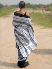 Bengal Weaves. Handwoven Cotton Saree - Chandrima