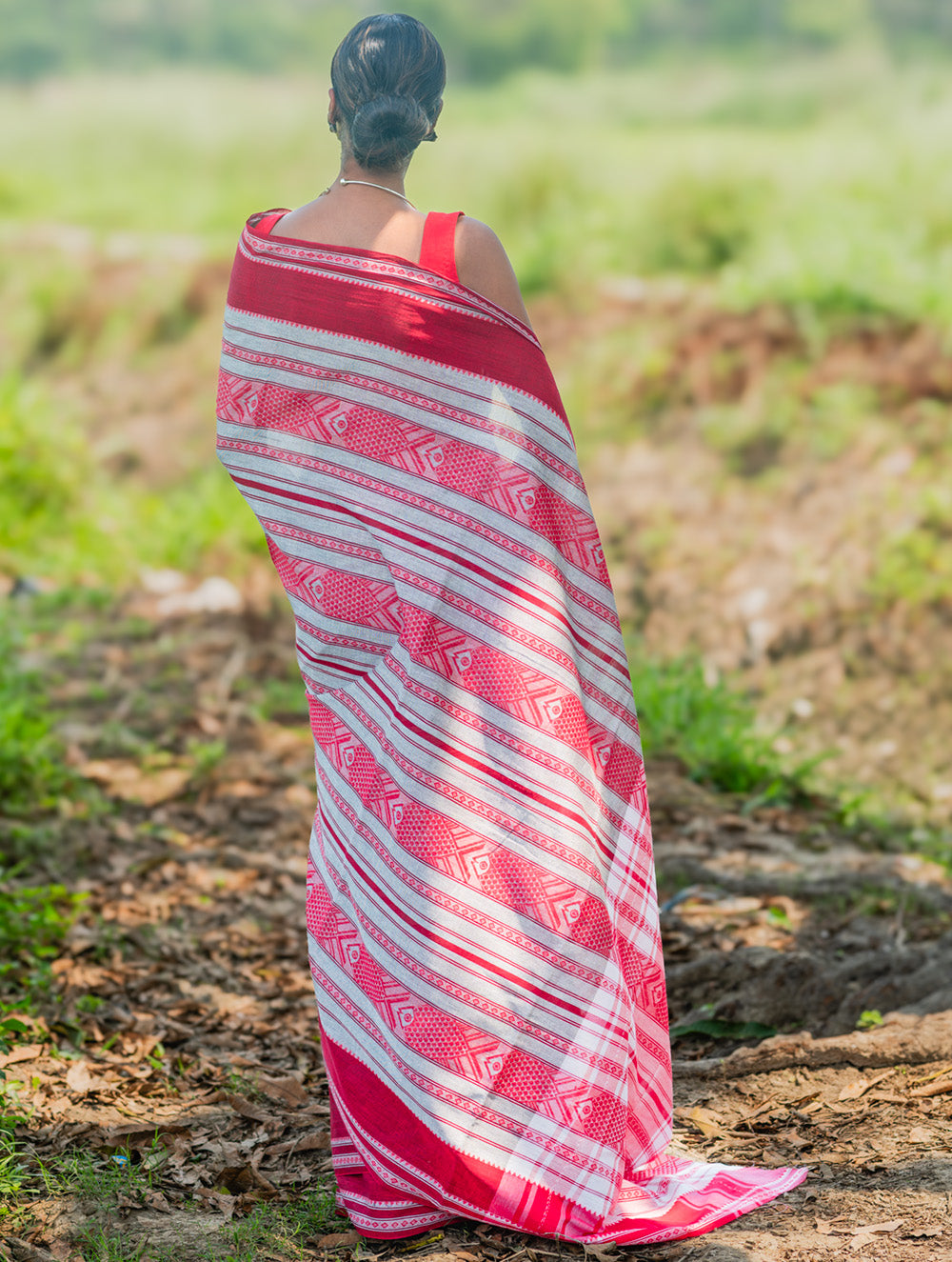 Bengal Weaves. Handwoven Cotton Saree - Lal Chand