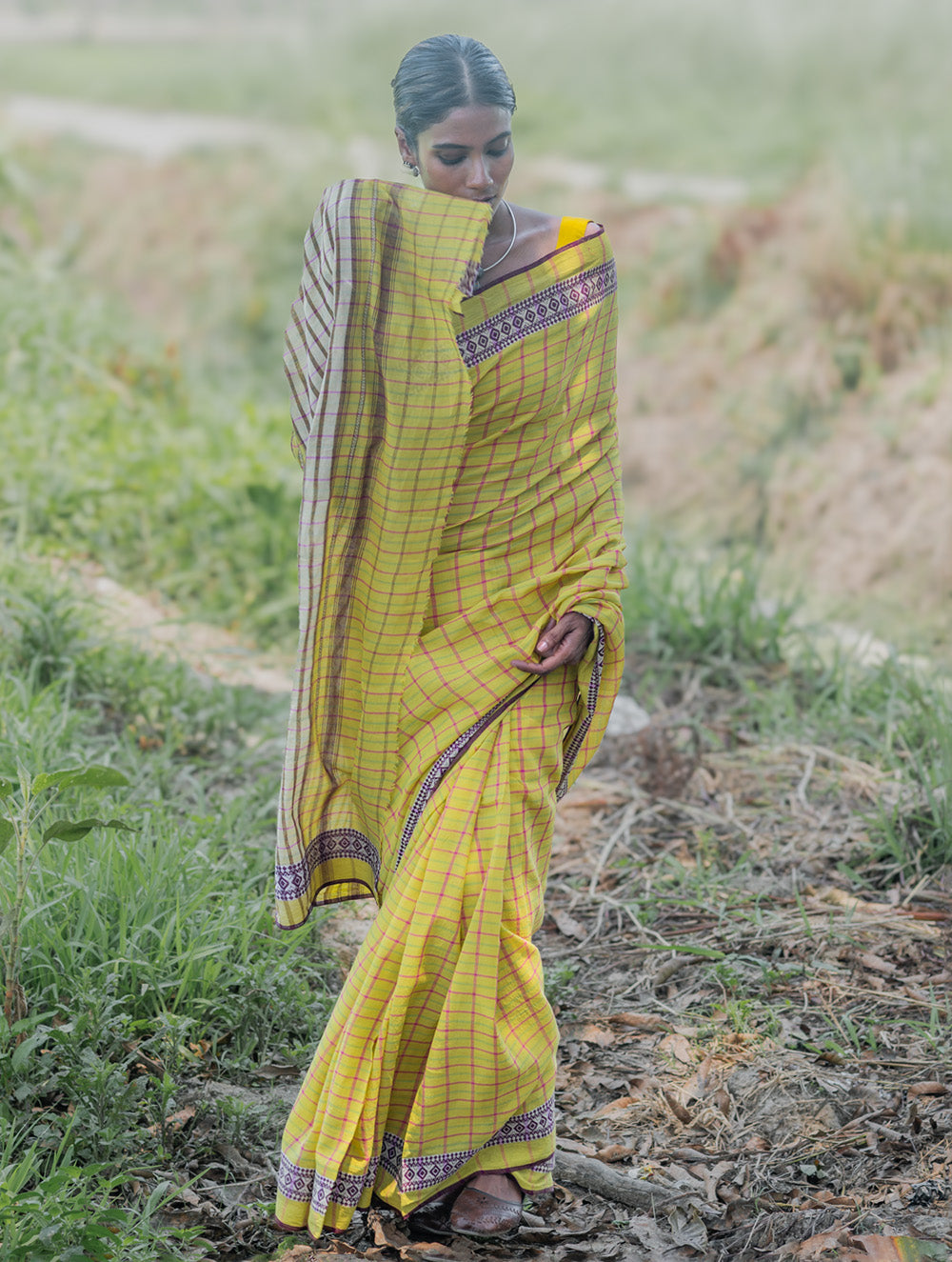 Bengal Weaves. Handwoven Cotton Saree - Haridra Rekh