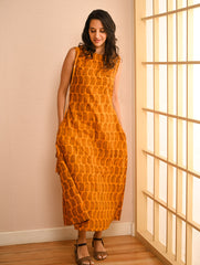 Cool Classics. Bagh Hand Block Printed Easy Dress - Yellow Paisley