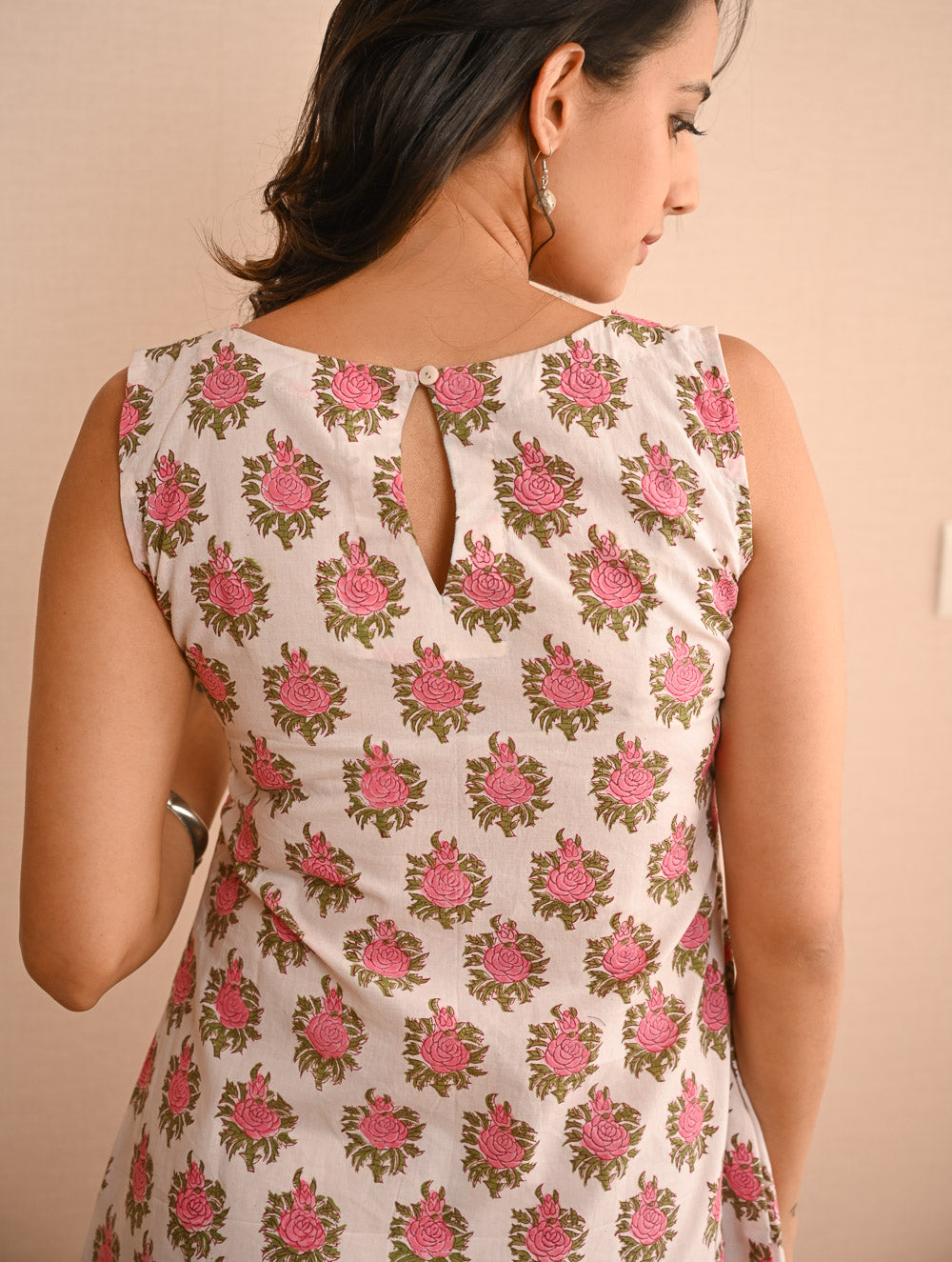 Cool Classics. Sanganer Hand Block Printed Easy Dress - White Roses