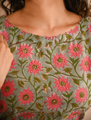 Cool Classics. Sanganer Hand Block Printed Easy Dress - Pink Daisy