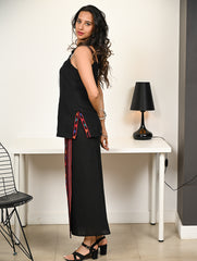 Work Chic. Handwoven Kashida Pattu Wrap Set - Colours in Black