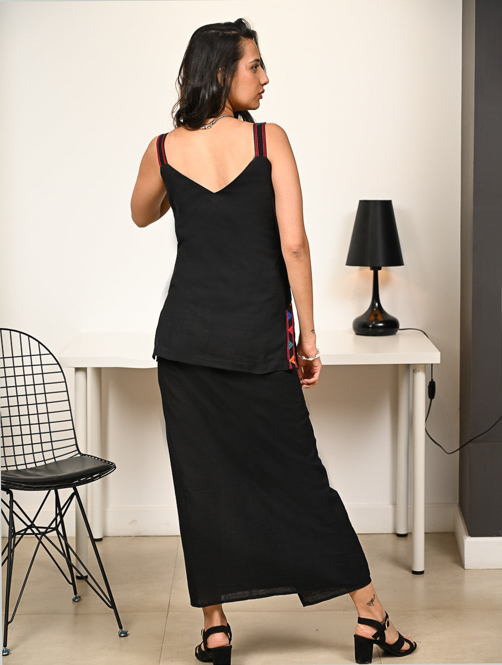 Work Chic. Handwoven Kashida Pattu Wrap Set - Colours in Black