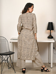 Work Chic. Hand Block Printed Bagru Loose Fit Kurta Set - Beige Florets (2 pc set)