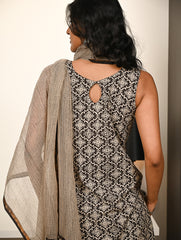 Work Chic. Hand Block Printed Bagru Kurta Set - Ornate Stripes (3 pc set)