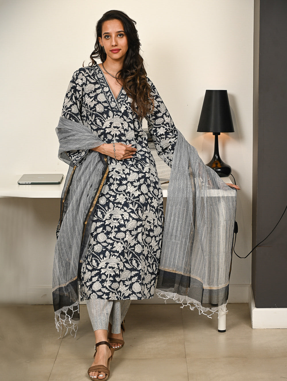 Work Chic. Hand Block Printed Bagru Kurta Set - Navy Flora (3 pc set)