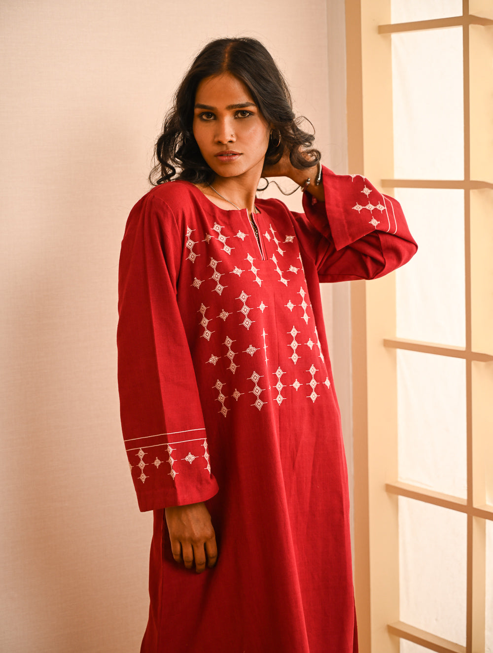 Cool Casuals. Handwoven Kashida Pattu Kaftan Dress - Wine Tales