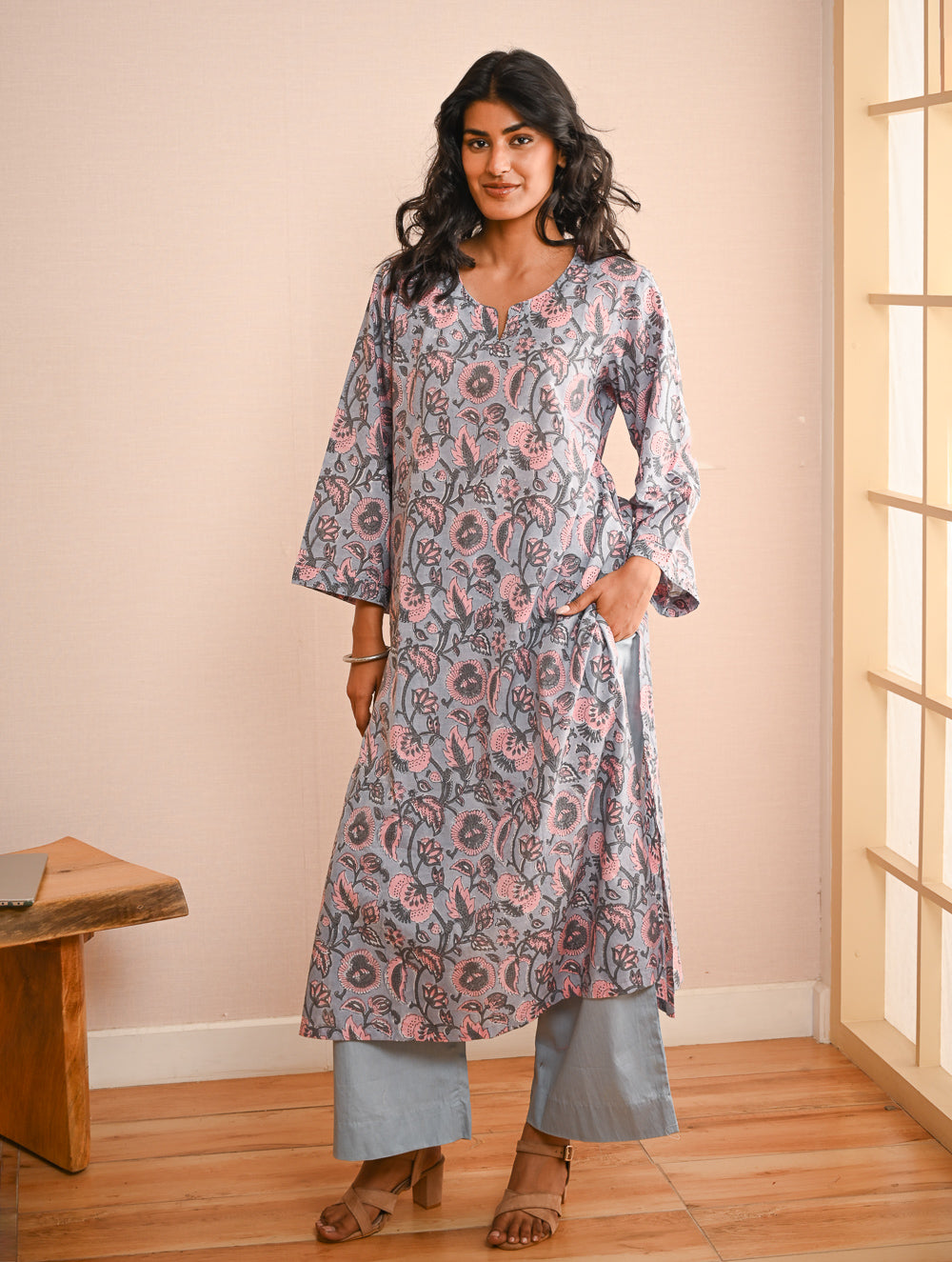 Work Chic. Sanganer Block Printed Loose Fit Cotton Kurta Set - Grey Flora (Set of 2)