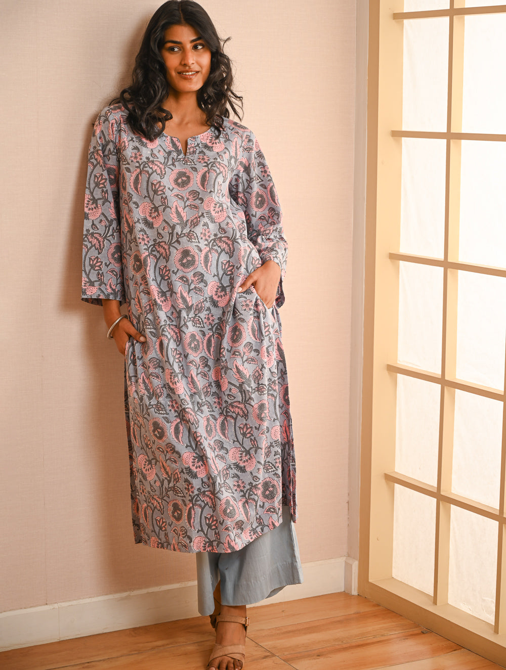 Work Chic. Sanganer Block Printed Loose Fit Cotton Kurta Set - Grey Flora (Set of 2)