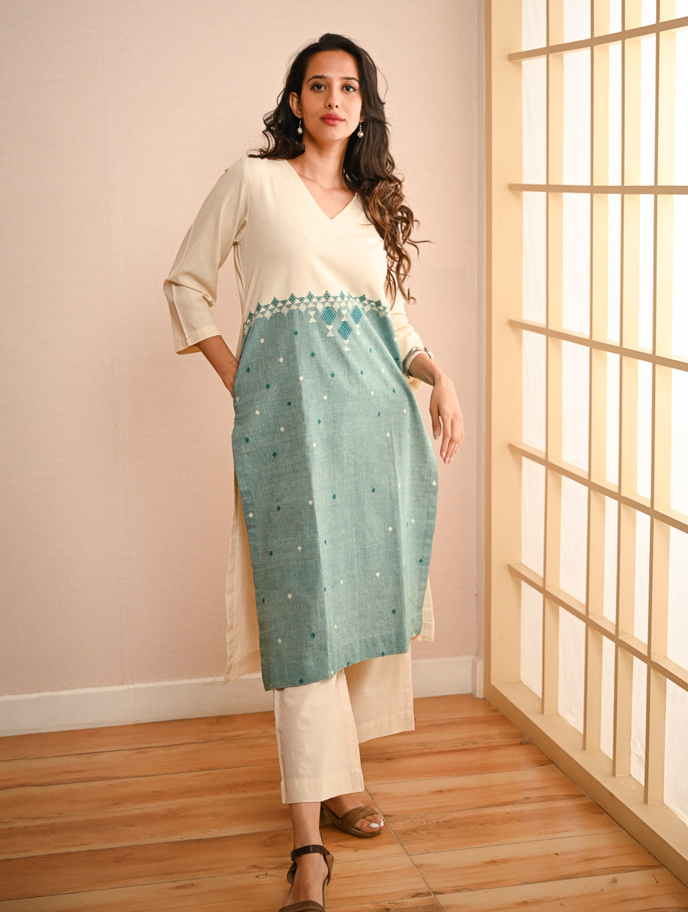 Work Chic. Handwoven Kashida Pattu Loose Fit Cotton Kurta - Mint & Cream Vibes