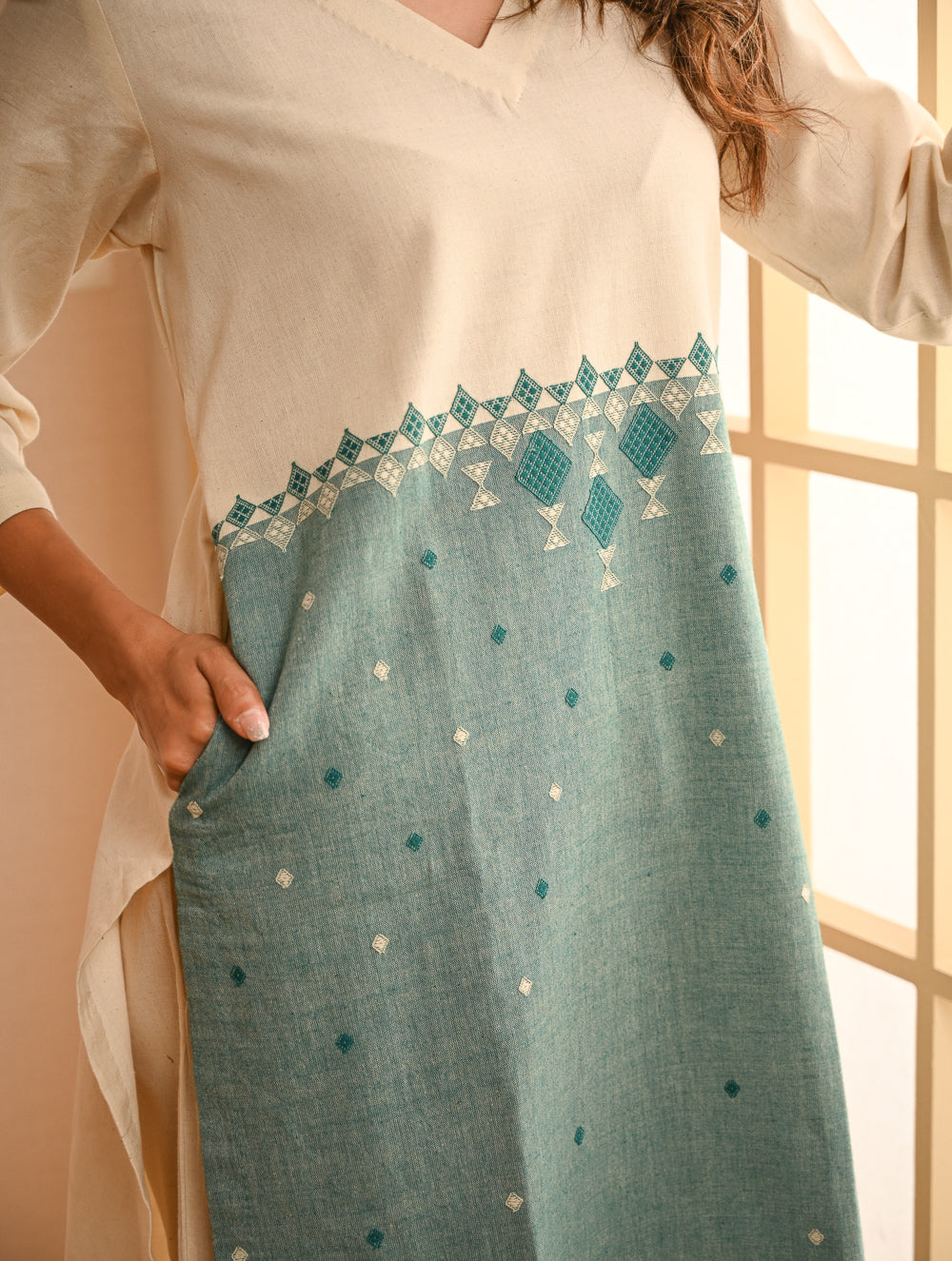 Work Chic. Handwoven Kashida Pattu Loose Fit Cotton Kurta - Mint & Cream Vibes