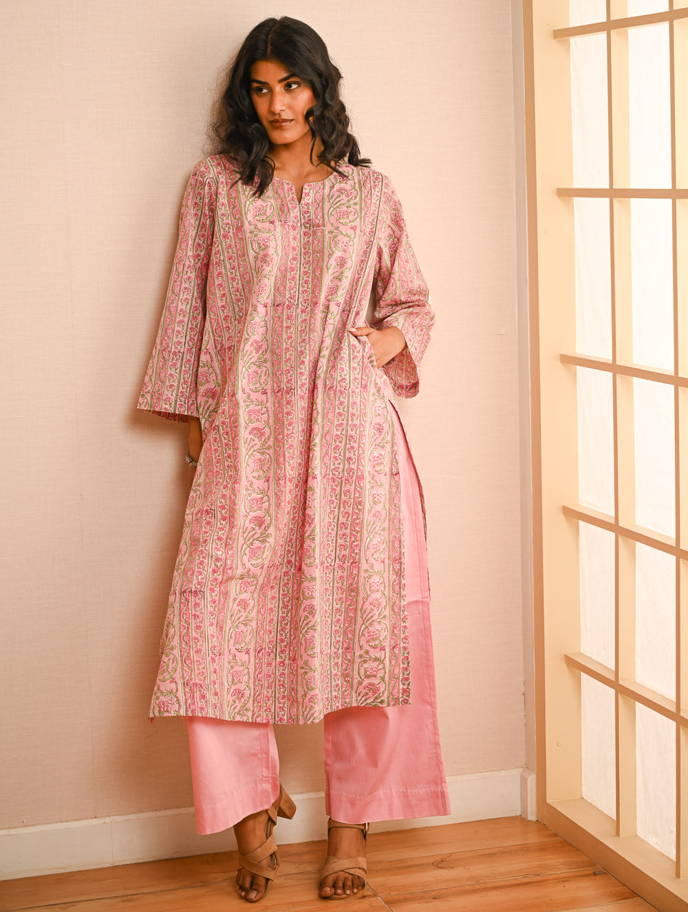 Work Chic. Sanganer Block Printed Loose Fit Cotton Kurta Set - Floral Panels (Set of 2)