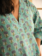 Work Chic. Sanganer Block Printed Loose Fit Cotton Kurta Set - Turquoise Motifs (Set of 2)