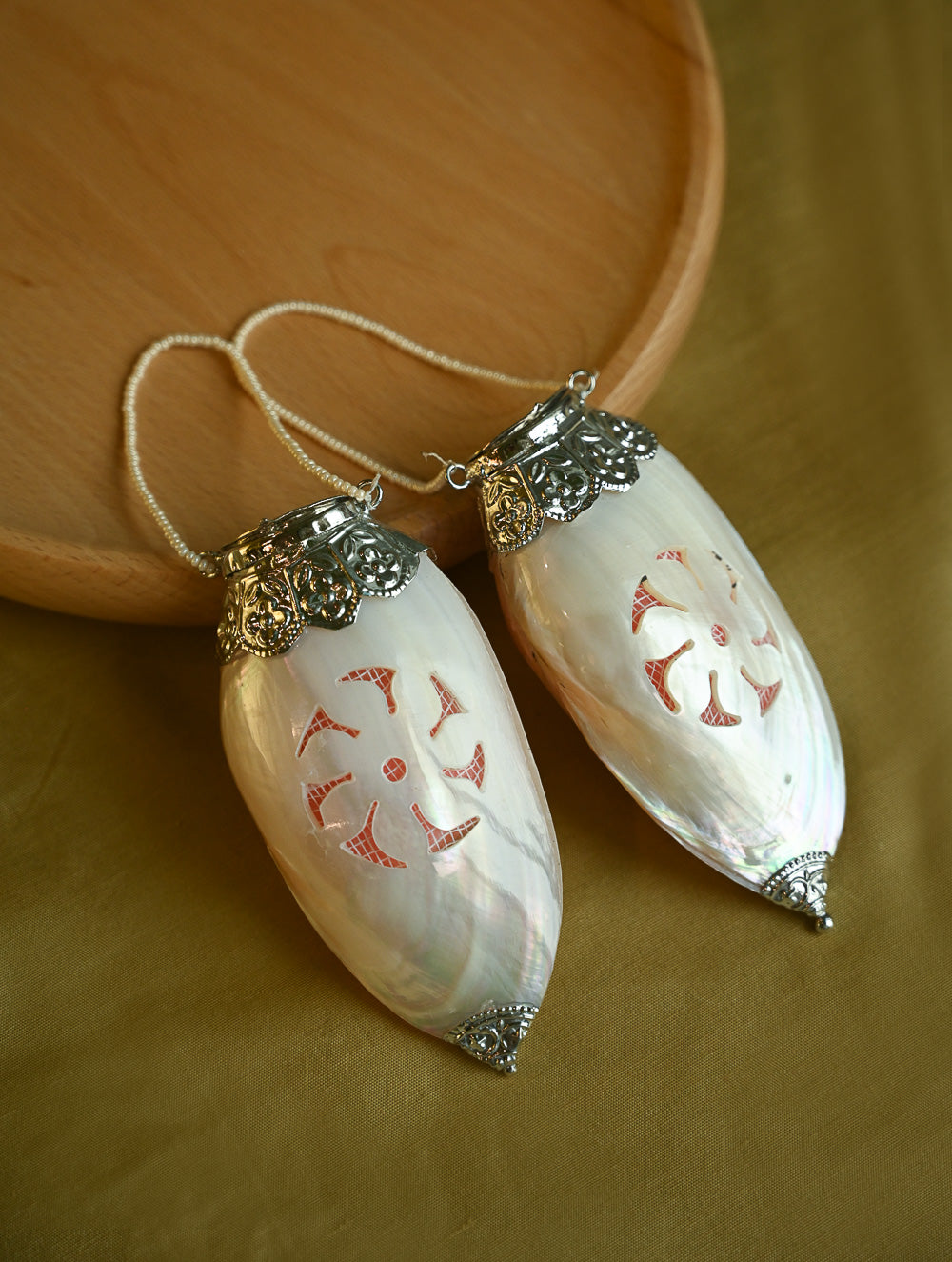 Shell Craft Wardrobe Aroma Sachet Holder - Pearl & Filigree (Set of 2)