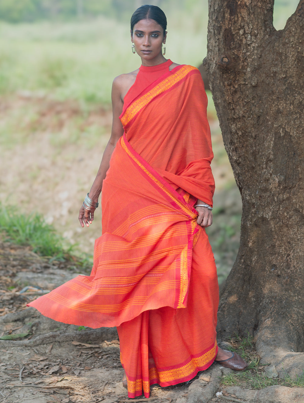 Bengal Weaves. Handwoven Soft Cotton Saree - Coral Radience