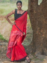 Bengal Weaves. Handwoven Soft Cotton Saree - Crimson Flow