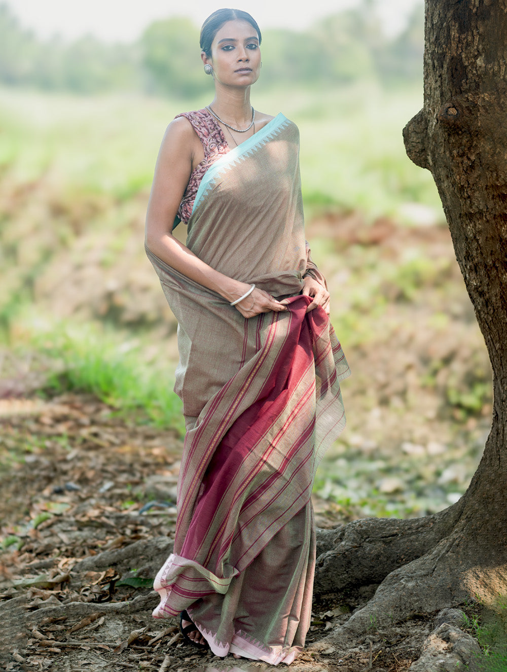 Bengal Weaves. Handwoven Soft Cotton Saree - Misty Taupe