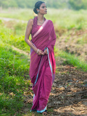 Bengal Weaves. Handwoven Soft Cotton Saree - Berry Bloom