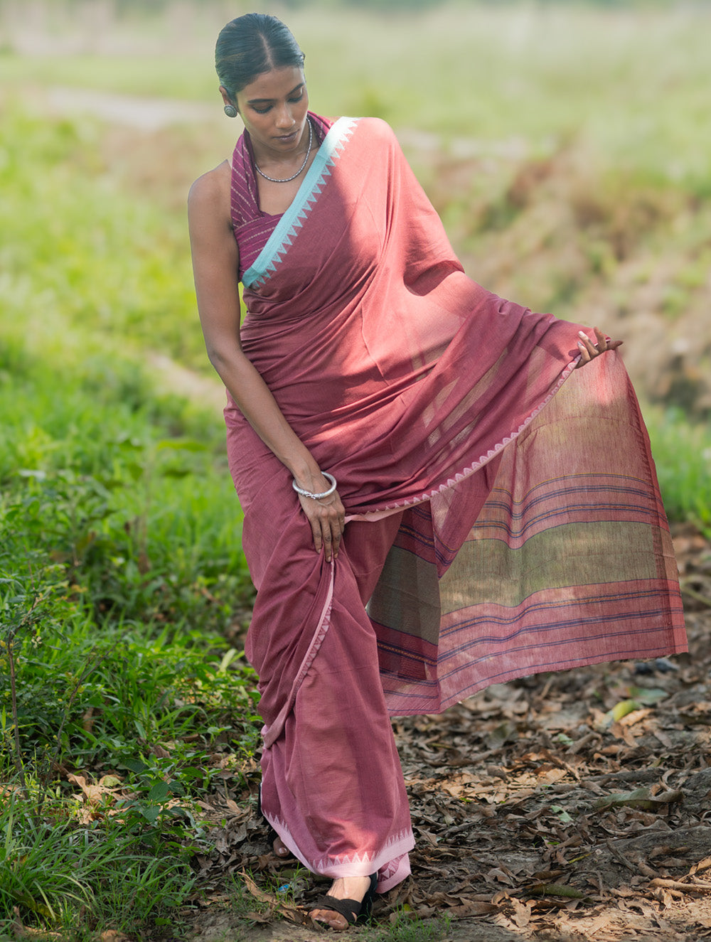 Bengal Weaves. Handwoven Soft Cotton Saree - Dusty Mocha