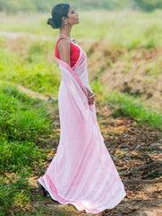 Bengal Weaves. Handwoven Soft Cotton Saree - Rose Grids