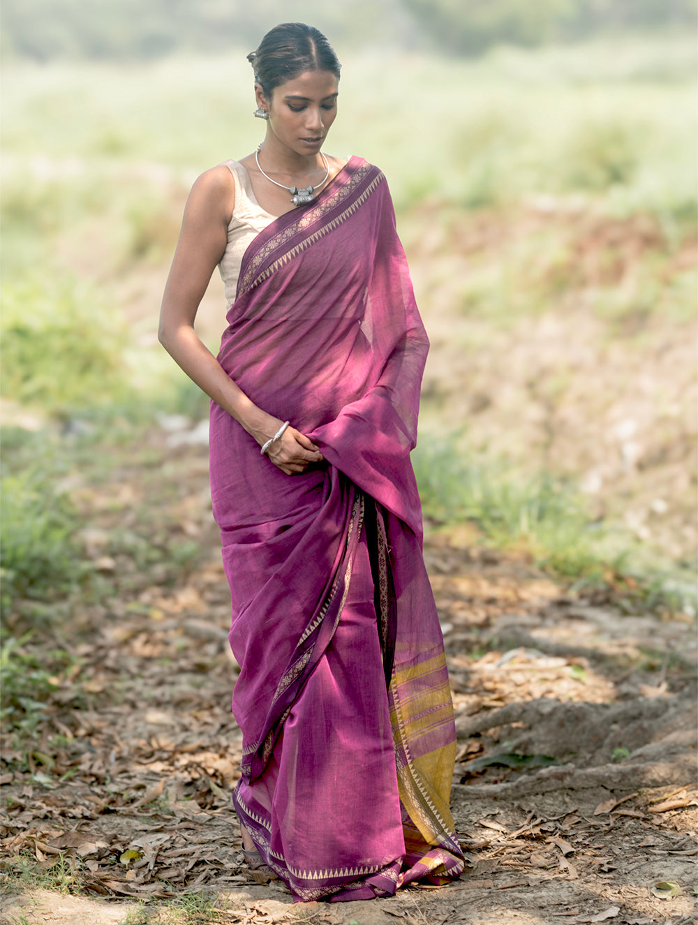 Bengal Weaves. Handwoven Soft Cotton Saree - Mulberry Borders