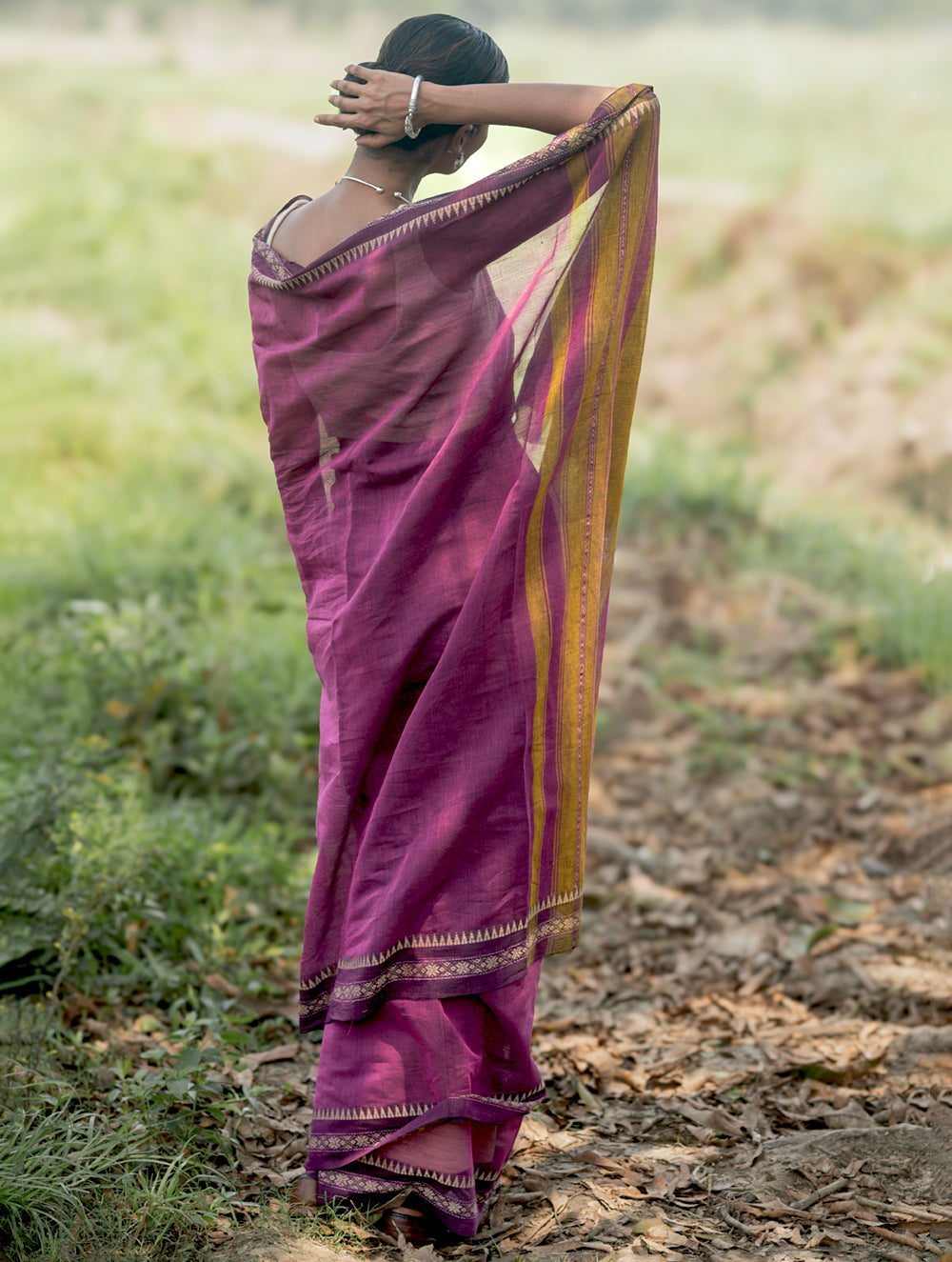 Bengal Weaves. Handwoven Soft Cotton Saree - Mulberry Borders