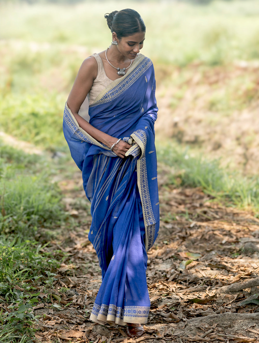 Bengal Weaves. Handwoven Soft Cotton Saree - Sapphire Meadow