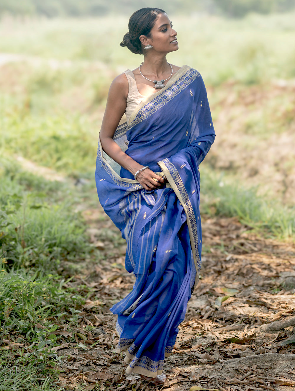 Bengal Weaves. Handwoven Soft Cotton Saree - Sapphire Meadow