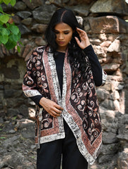Light & Elegant. Handcrafted Silk Batik Stole - Cocoa Spiral