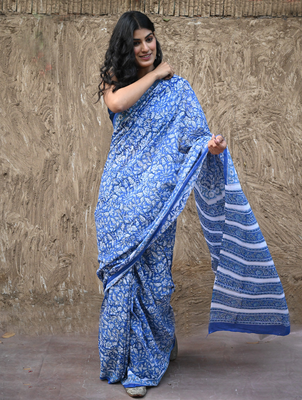 Sanganer Summers. Hand Block Printed Maheshwari Mul Cotton Saree - Vanaja