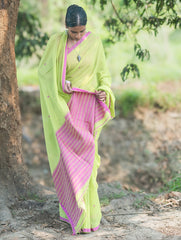 Bengal Weaves. Handwoven Soft Mul Cotton Saree - Pink Parrot