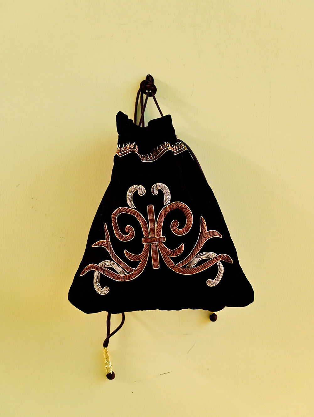 Shahi Nazakat. Zardozi & Resham Embroidered Evening Potli Bag - Zareen