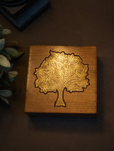 Load image into Gallery viewer, Tarakashi Wooden Inlay Decorative Box- Tree