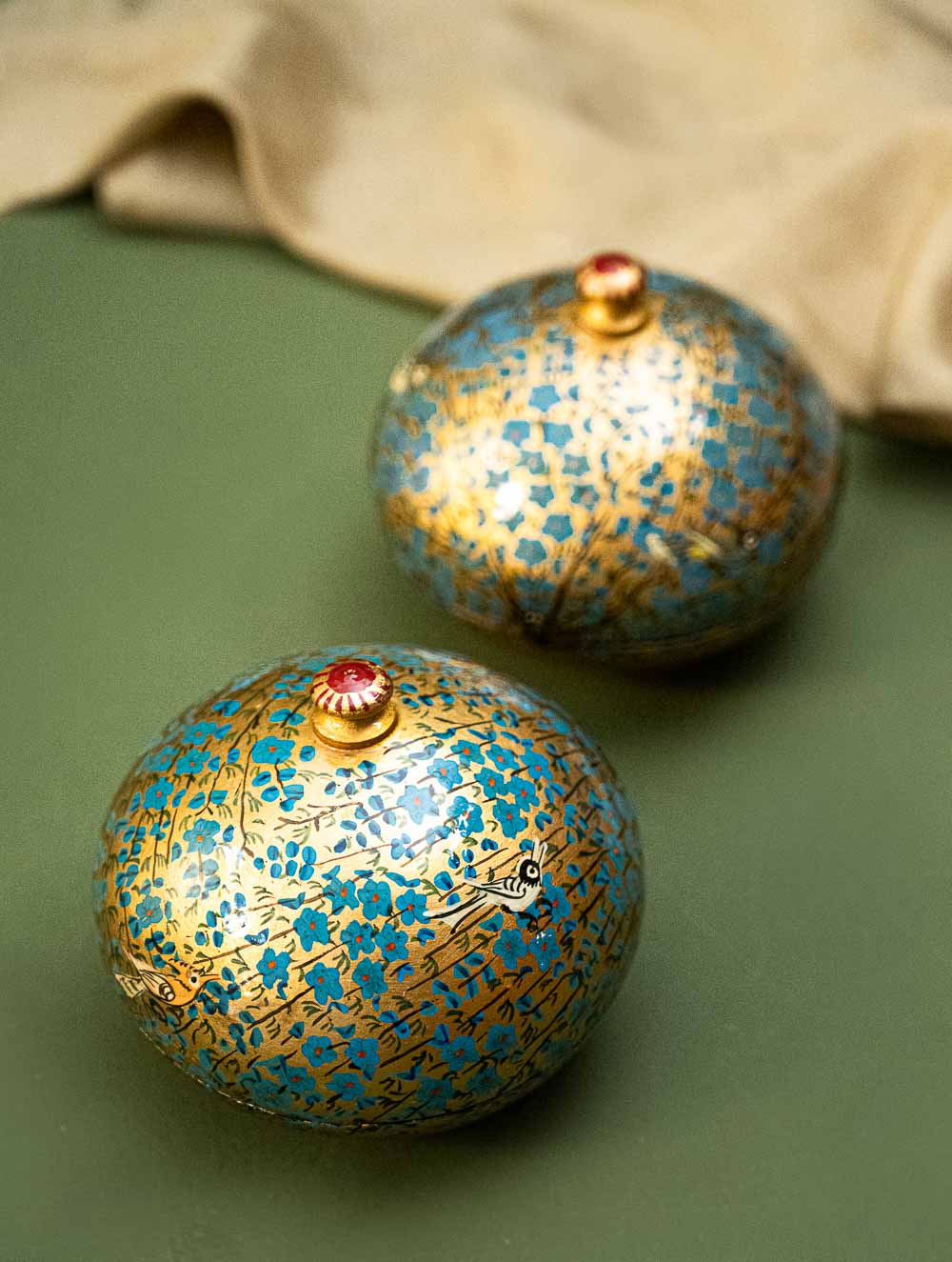 The Shahi Collection. Exclusive, Fine Kashmiri Art Decorative Dome Boxes - Paisleys (Set of 2)