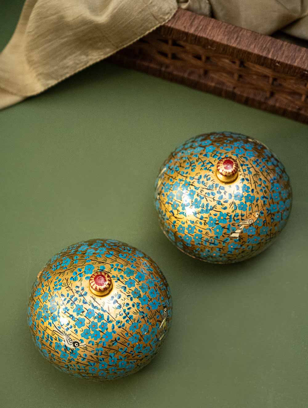 The Shahi Collection. Exclusive, Fine Kashmiri Art Decorative Dome Boxes - Paisleys (Set of 2)