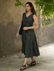 The Work Edit. Bagru Hand Block Printed Cotton Dress - Floral Black