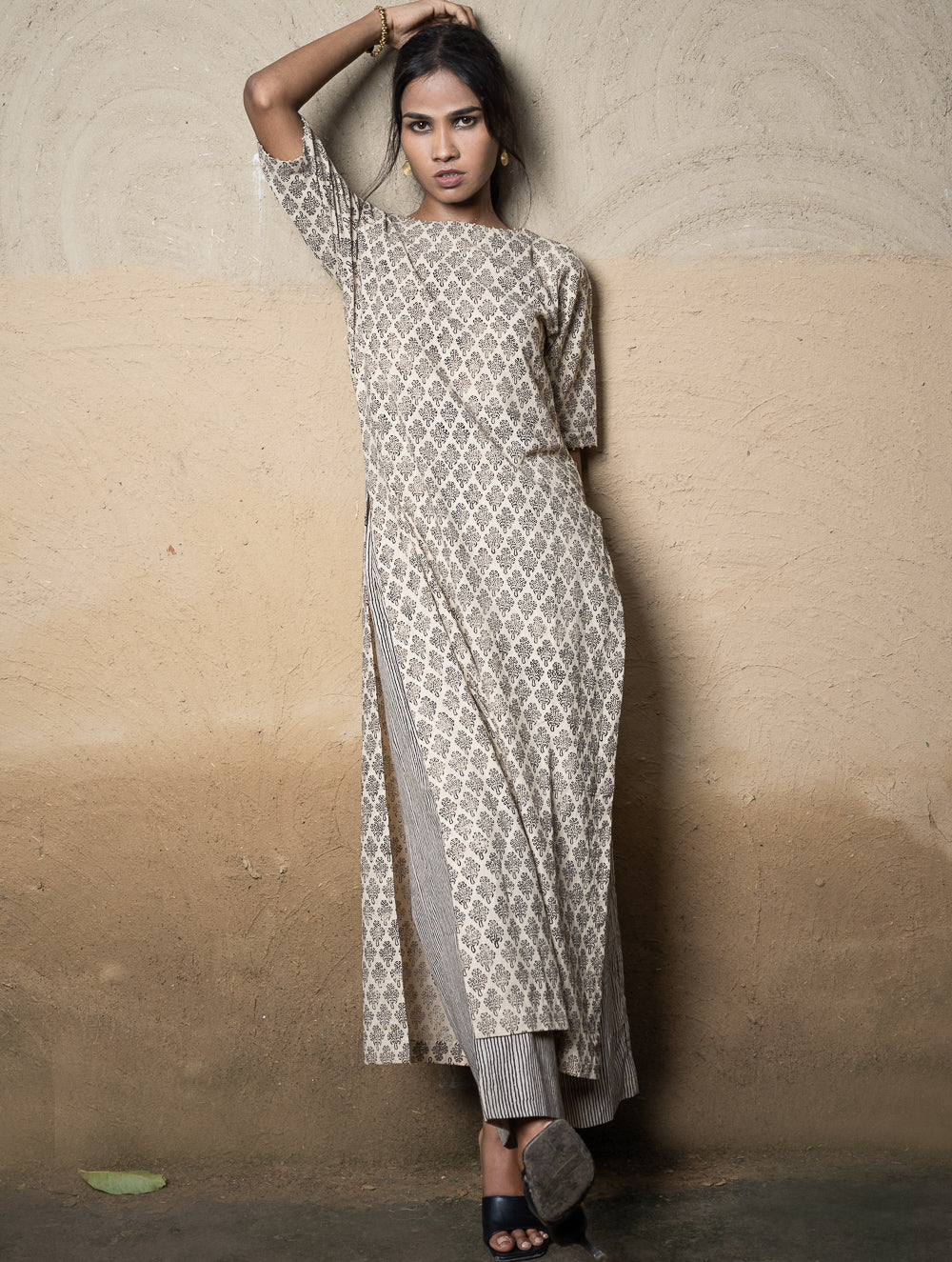 The Work Edit. Bagru Hand Block Printed Cotton Full Kurta Set - Black Florets (2 pc set)