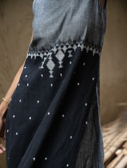 The Work Edit. Handwoven Kashida Pattu Kurta - Black Aztec