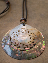 Load image into Gallery viewer, Whispering Bloom Necklace